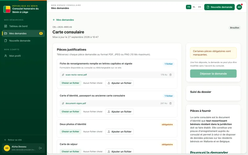Dossier en brouillon pour la carte consulaire, avec ses pièces justificatives