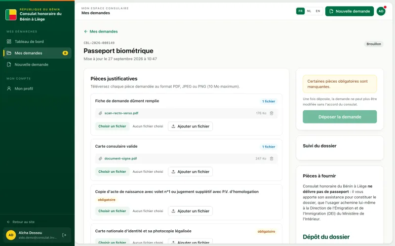 Dossier en brouillon pour le passeport, avec ses pièces justificatives